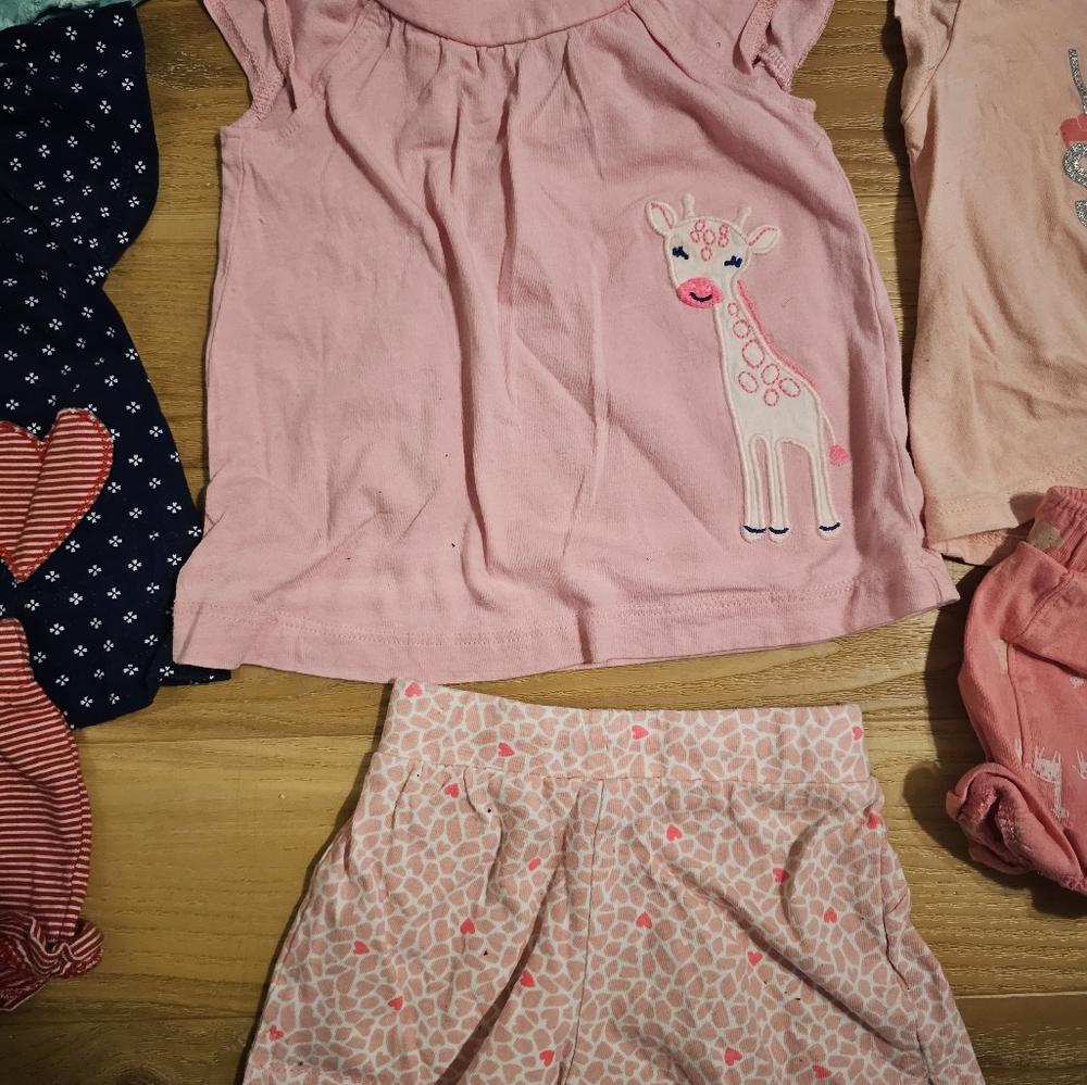 Baby clothes bundle - Picture 11 of 14
